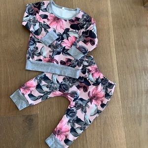 Floral sweatshirt and joggers - 24mo/2T